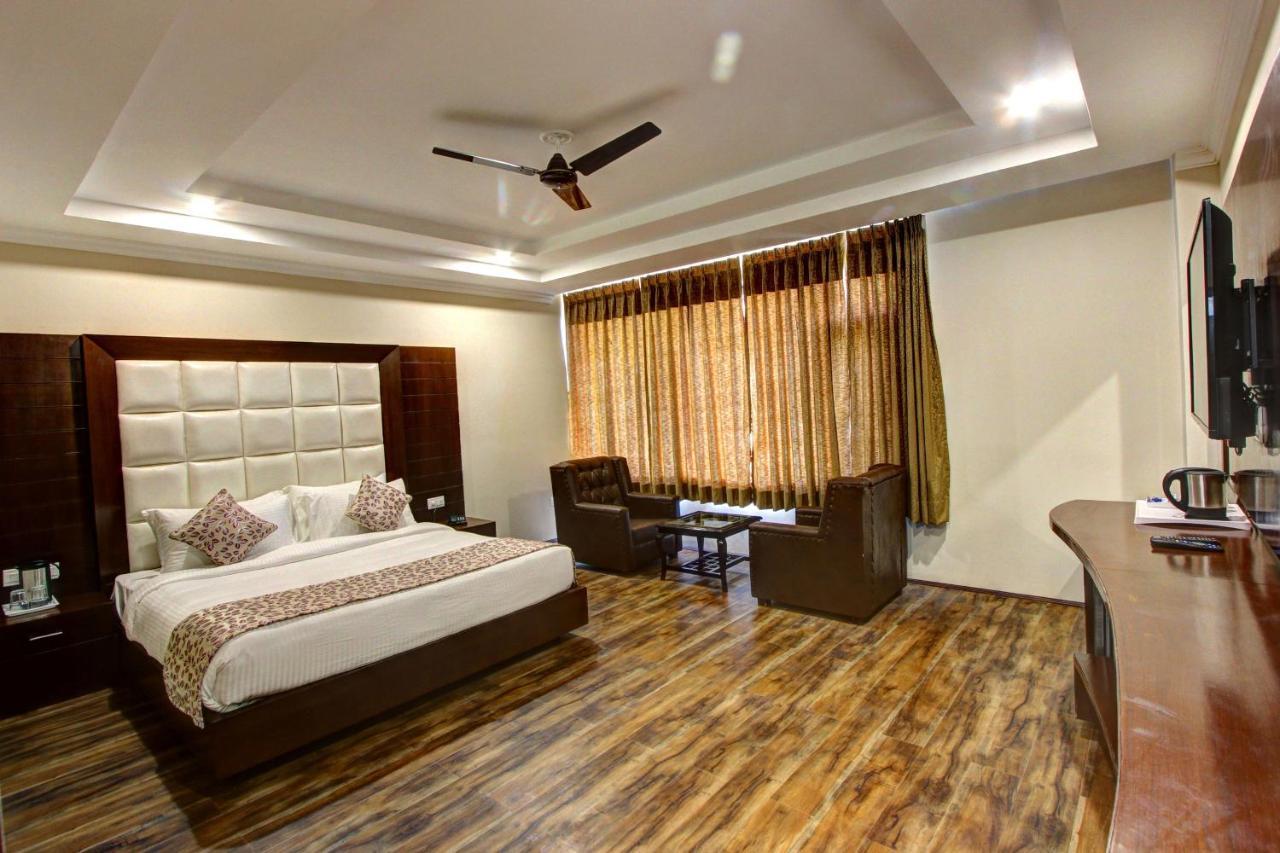Regenta Place Green Leaf Manali- A Centrally Heated Resort Exterior foto